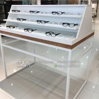 Mueble para Optica Mobiliario Comercial para Tiendas de Ópticas